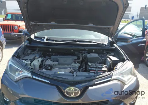 2017 Toyota Rav4 Xle из США, поврежденный, VIN 2T3RFREV2HW605045